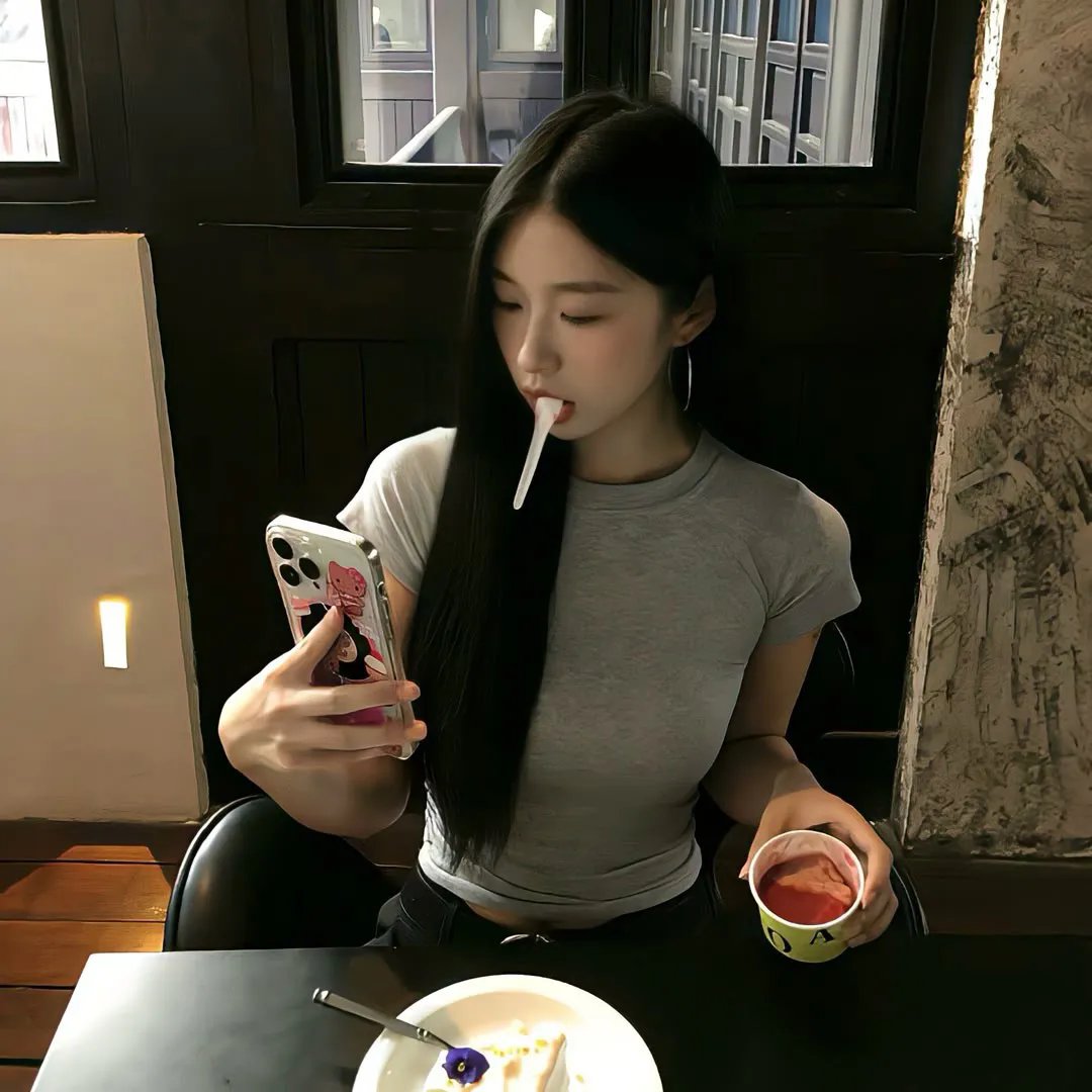 大小姐才不会玩格斗游戏
